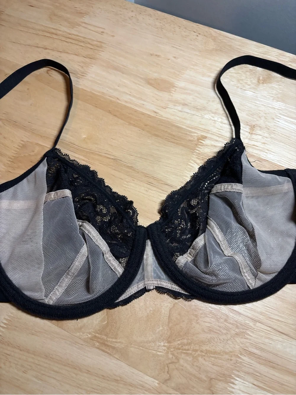 Natori 34D Feathers Refresh Unlined Underwire Bra NWOT 734331 Black Sexy